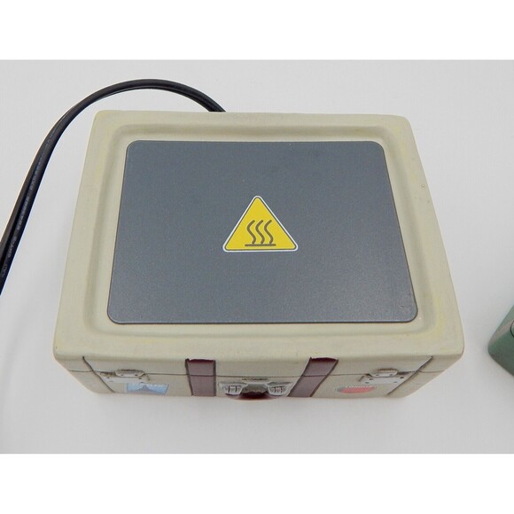 Scentsy Full Wax Warmer Bon Voyage Travel Suitcase Two Piece Aromatherapy - Picture 6 of 9